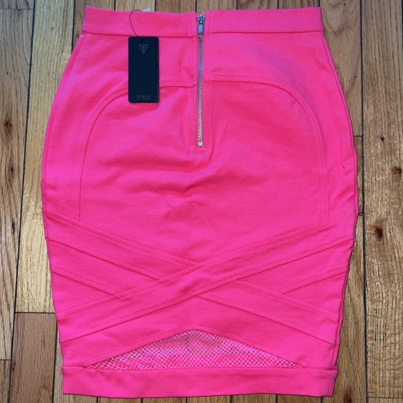Guess women Sports Pink mesh pencil skirt - Picture 3 of 5